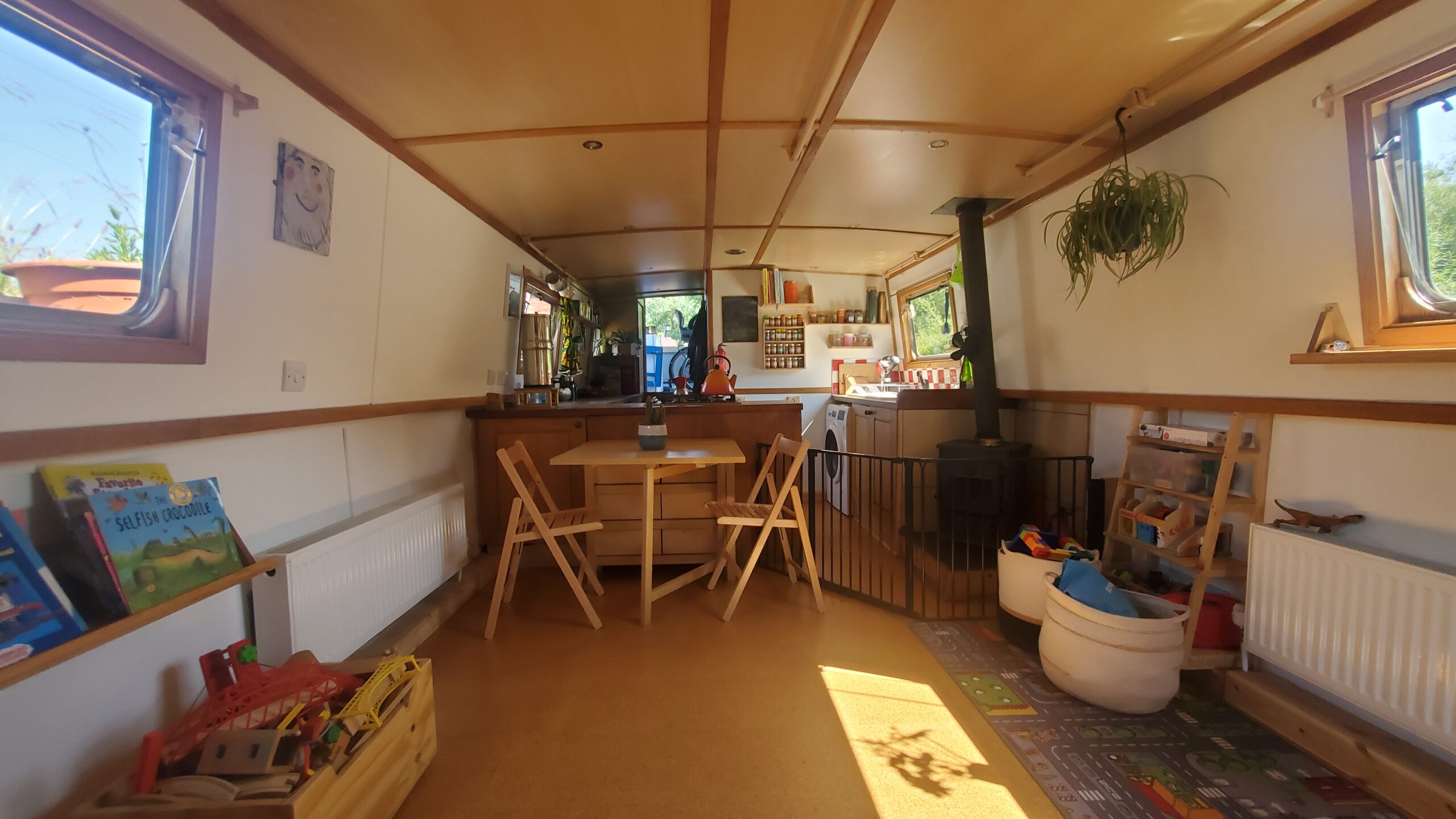 2012 – 50ft x 11ft Widebeam with mooring