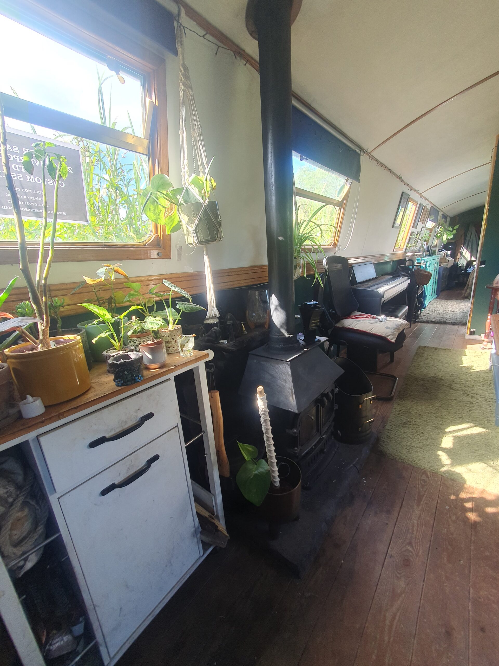 DOUBLE KISS 55x11ft 2009