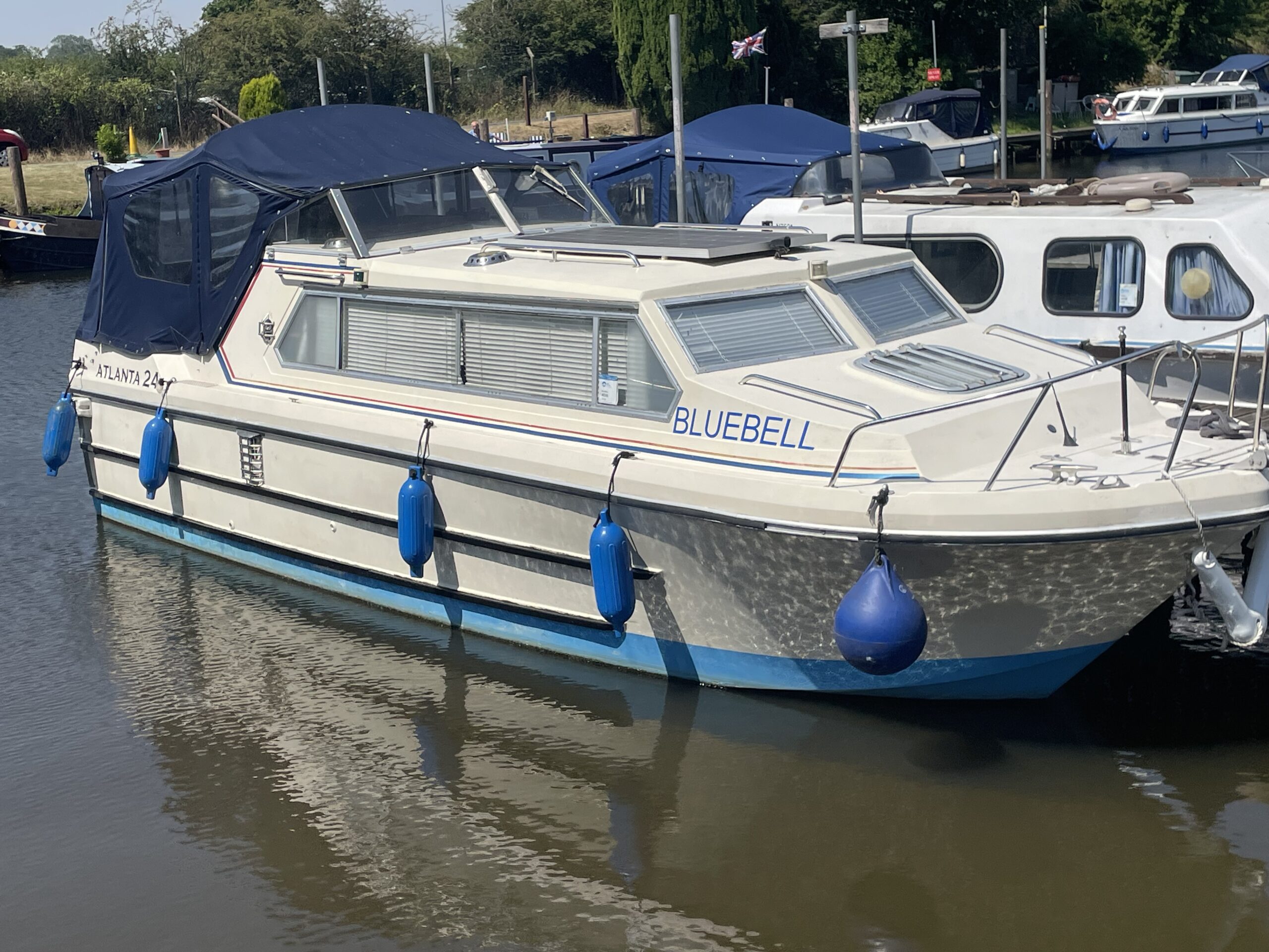 Bluebell (Atlanta 24 river cruiser)